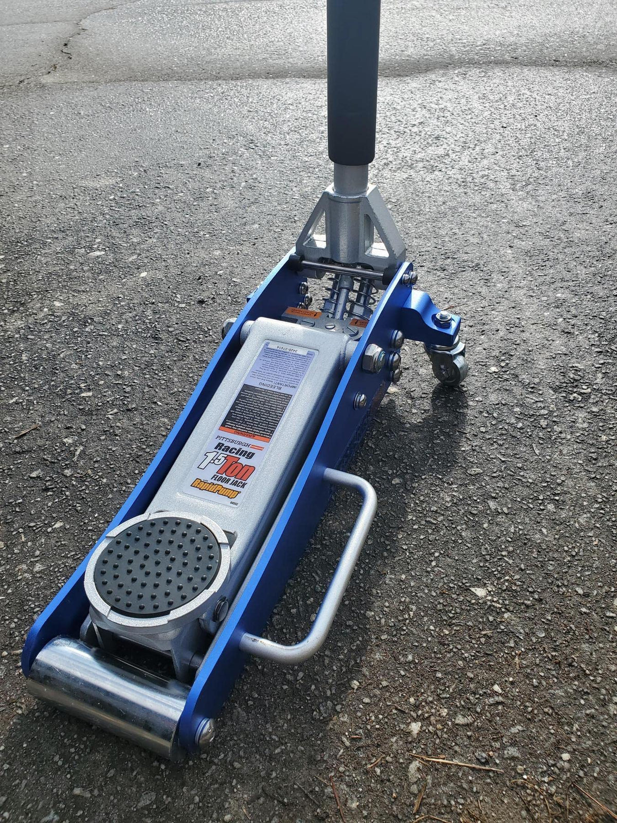 1.5 Ton Aluminum Low Profile Floor Jack G208